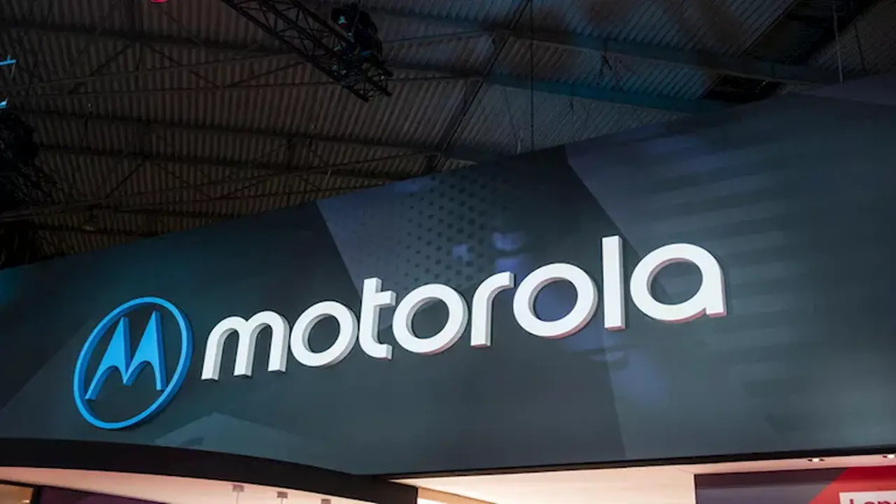 موتورولا تجهز لإطلاق هاتفها الجديد وسط ترقب المهتمين بسوق الهواتف الذكية